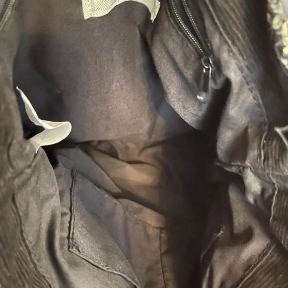 Vintage NWT l.e.i. Black Corduroy & Floral Shoulder Bag with Studded Straps - Picture 7 of 8